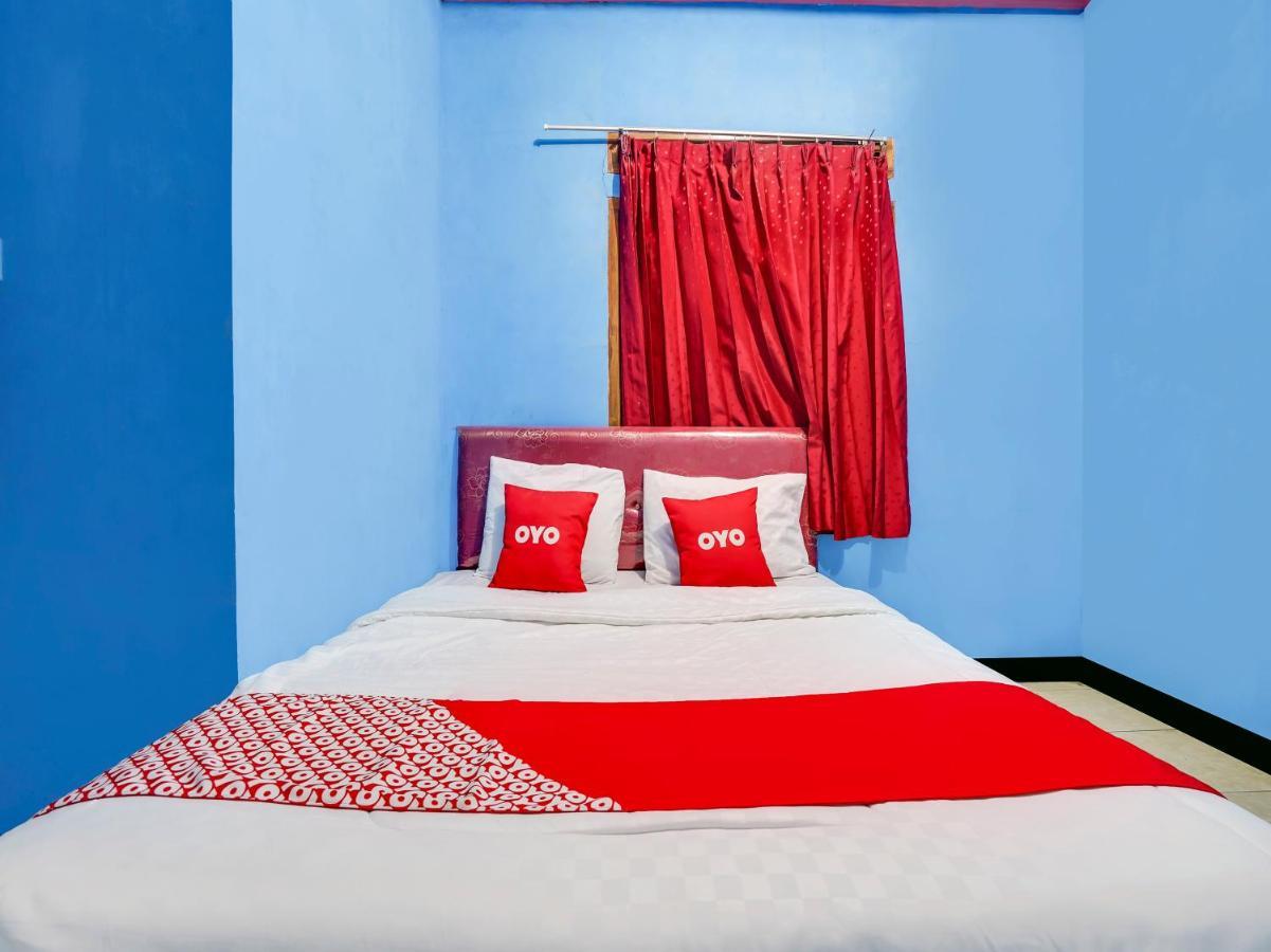 Oyo Homes 90915 Eco Tourism Desa Cihanjuang Rahayu Ciwangun Indah Camp Villas Bongkar ภายนอก รูปภาพ